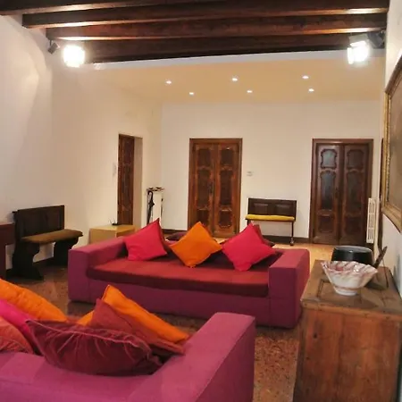 Uma Апартаменты